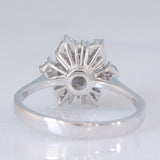 Anello a fiocco di neve vintage in oro bianco 14K con diamanti di taglio brillante (0.71ctw ca.), anni ‘60/‘70