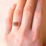 Anello a margherita vintage in oro giallo 9K con zaffiro (0.40ct ca.) e diamanti (0.06ctw ca.), anno 1993