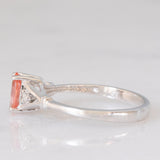 Trilogy vintage in oro bianco 14K con topazio arancione (0.34ct ca.) e diamanti di taglio brillante (0.02ctw ca.), anni ‘80/‘90