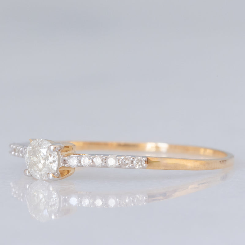 Solitario moderno in oro giallo 10K con diamanti (0.33ctw ca.)