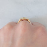 Bague vintage « Plus qu'hier moins que demain » en or jaune 18 carats avec diamants et rubis