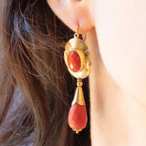 Vintage 2-in-1-Ohrringe aus 18 Karat Gelbgold mit roter Koralle, 50er Jahre