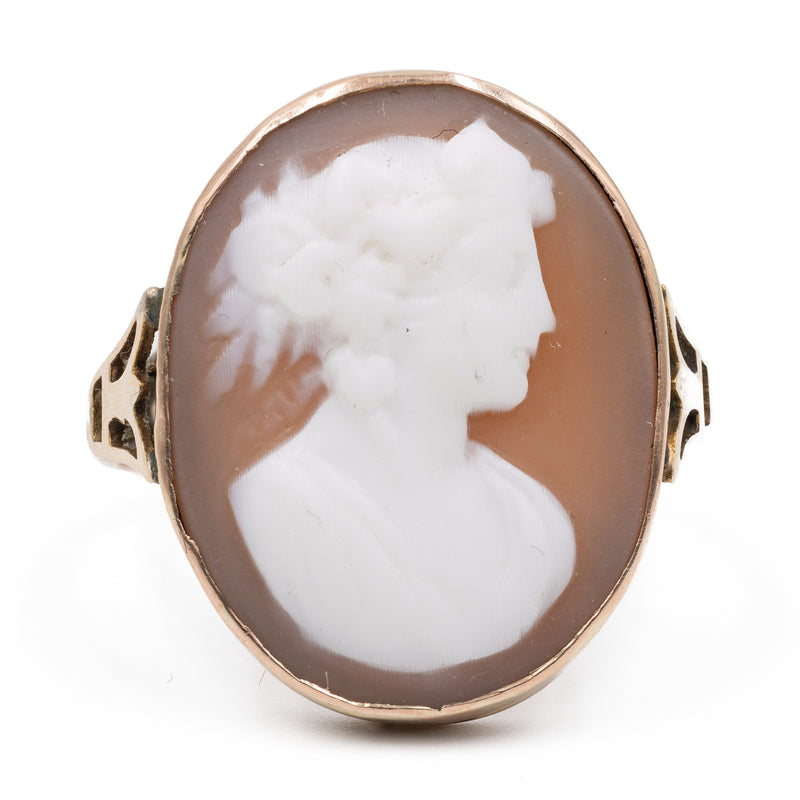 Anello vintage in oro giallo 9K con cammeo su conchiglia, anni '50