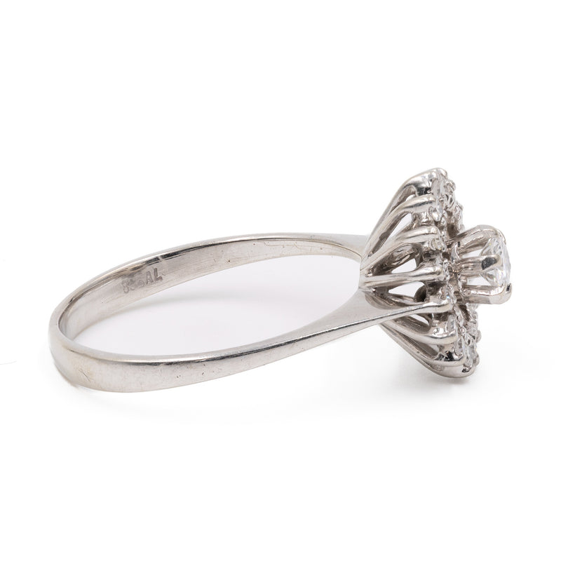 Anello vintage in oro bianco 18K con diamanti (0.32ctw ca.), anni '70