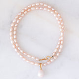 Collana vintage con perle rosa e con chiusura in oro giallo 18K,anni ‘90