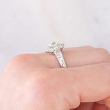 Anello a fiore vintage in platino con diamanti (1.33ctw), anni ‘90