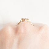 Vintage-Blumenring aus 18-karätigem Gelb- und Weißgold mit Diamanten (ca. 0.18 ctw), 40er/50er Jahre