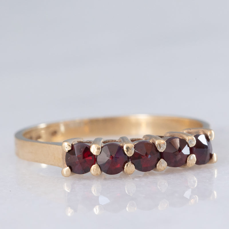 Veretta vintage in oro giallo 9K con granati (0.50ctw ca.), anni ‘70