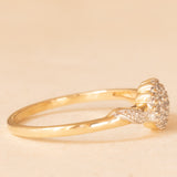 Anello a fiore vintage in oro giallo e bianco 9K con diamanti (0.10ctw ca.), anni ‘70