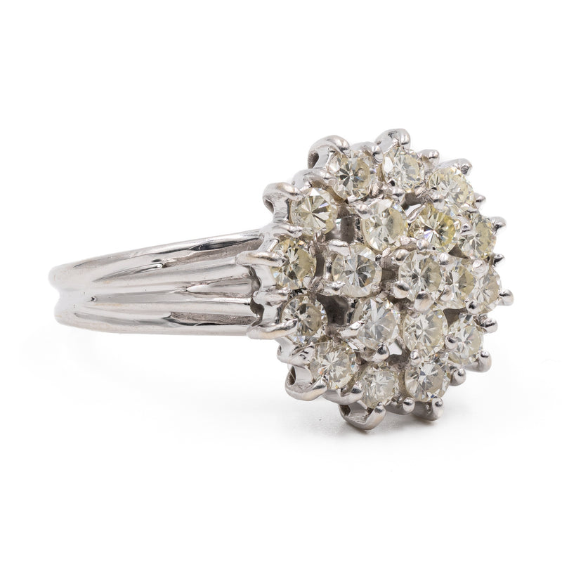 Anello vintage in oro bianco 18k e diamanti di taglio brillante (0,90ctw), anni '60