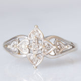 Anello vintage in oro bianco 9K con diamanti (0.03ctw ca.)