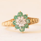 Vintage daisy ring in 9K yellow and white gold with emeralds (approx. 0.30ct) and diamond, 1987