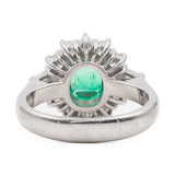 ANELLO A MARGHERITA IN PLATINO CON SMERALDO NATURALE (0.93CT) E DIAMANTI (0.72CT), ANNI ‘80/‘90