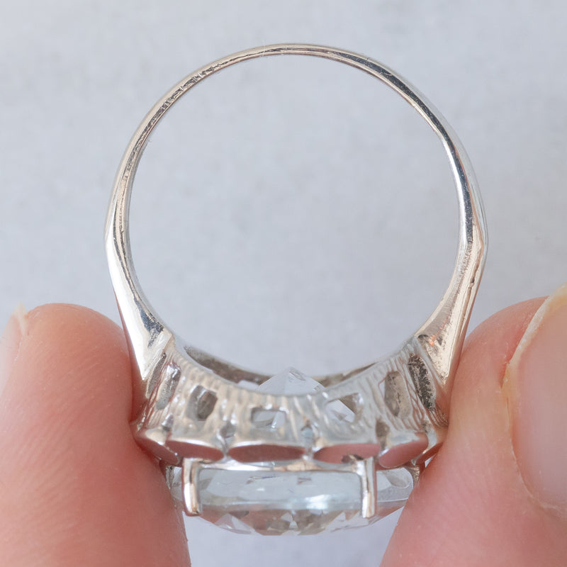 Anello da cocktail vintage in oro bianco 14K con acquamarina (10ct ca.), anni ‘80