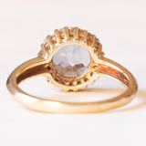 Modern daisy ring in 9K yellow gold with mystic topaz (approx. 1.30ct) and brilliant cut diamonds (approx. 0.20ctw)