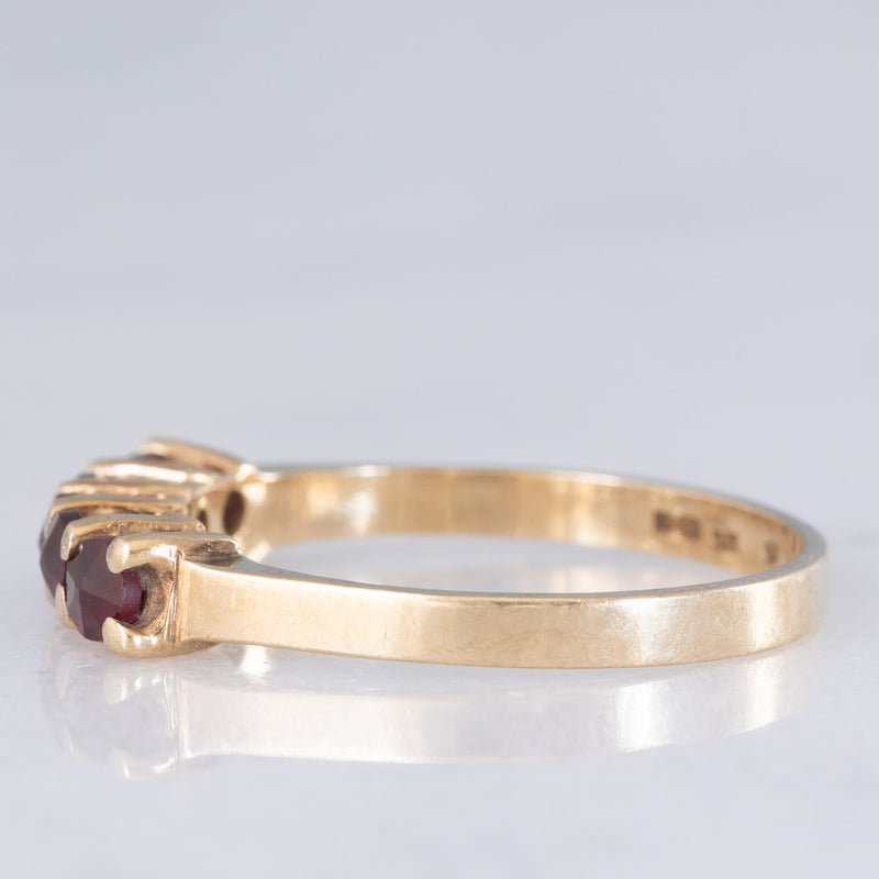 Veretta vintage in oro giallo 9K con granati (0.50ctw ca.), anni ‘70