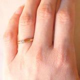 Solitario vintage in oro giallo 9K con diamante di taglio brillante (0.18ct ca.), anni ‘40