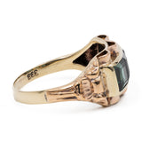 Anello vintage da cocktail in oro giallo 8k con spinelli verdi