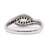 Anello vintage in oro bianco 9k con diamanti bianchi e neri