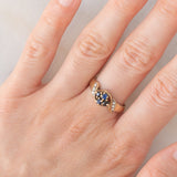 Anello a fiore vintage in oro giallo 9K con zaffiri e diamanti, anni ‘90