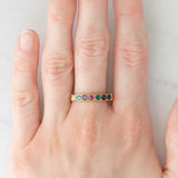 Anello “DEAREST” vintage in oro giallo 9K con diamante, smeraldo, ametista, rubino, smeraldo, zaffiro e tormalina, anno 1990