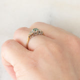 Anello vintage in oro giallo 9K con smeraldo (0.22ct ca.) e diamanti (0.03ctw ca.), anno 1988