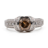Anello vintage in platino 900 con diamante centrale brown di 1,01ct e contorno di diamanti bianchi (0,32ctw)