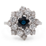 Anello vintage a margherita in oro bianco 14k con zaffiro (1ct) e diamanti (1,60ctw), anni '70
