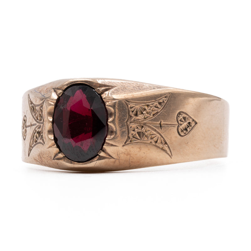 Anello vintage in oro rosa 8k inciso con granato