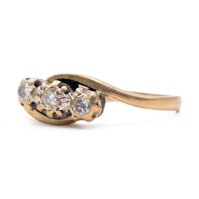 Anello vintage trilogy in oro giallo 9k e diamanti (0,09ctw)