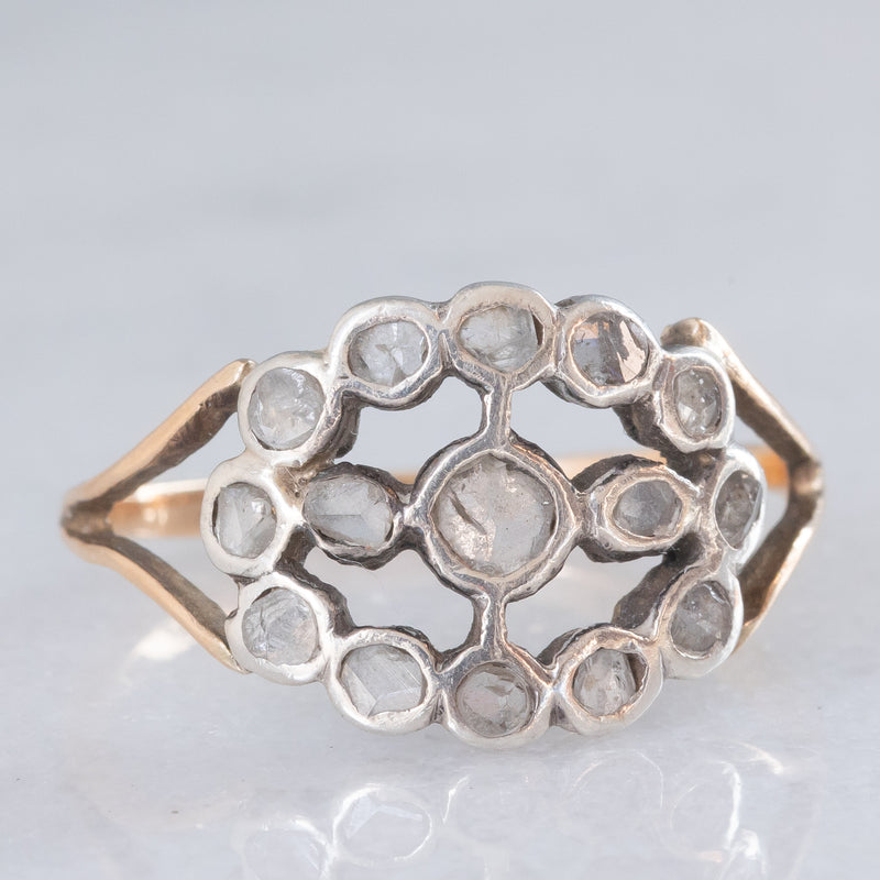Anello antico in oro giallo 14K e argento con diamanti di taglio rosetta, primi del ‘900