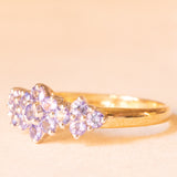 Vintage-Ring aus 9-karätigem Gelbgold mit floralem Dekor und Tansaniten (ca. 0.75 ctw), Jahr 2005