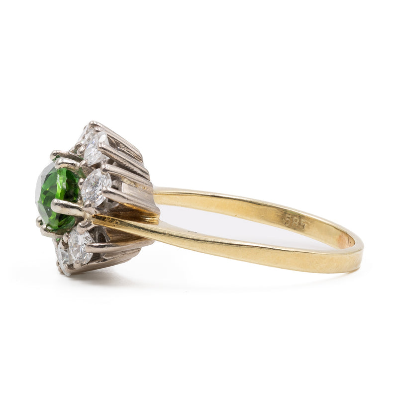 Anello vintage in oro giallo 14K con tormalina verde (1ct ca.) e diamanti di taglio brillante (0.80ctw ca.), anni ‘70