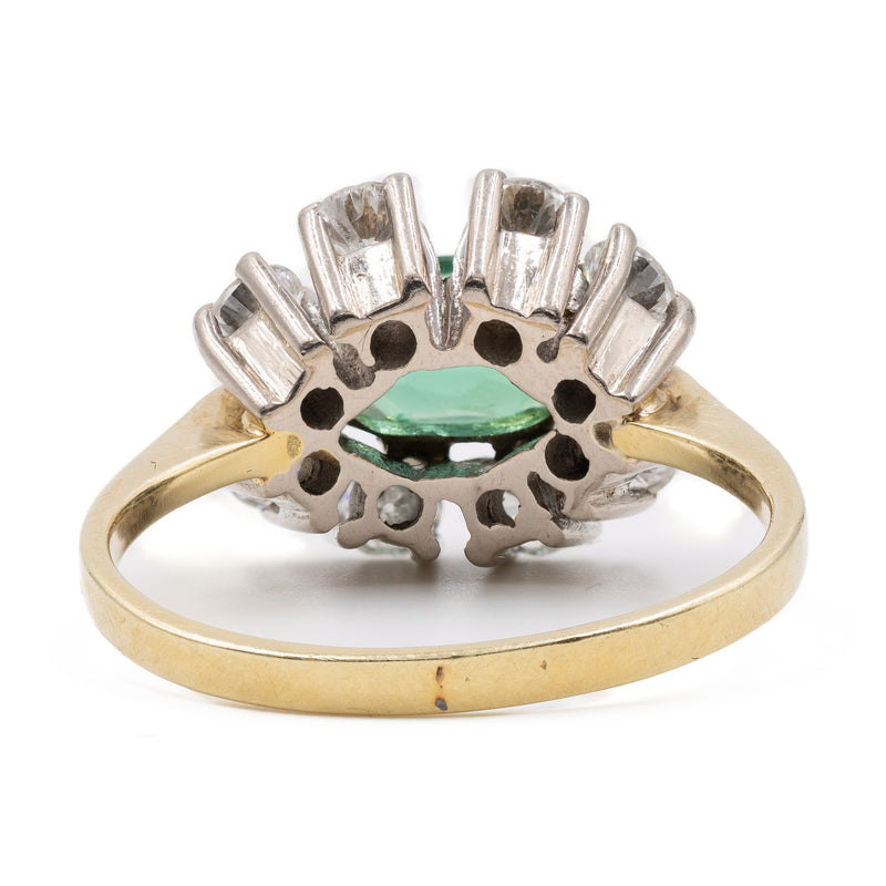 Anello vintage in oro giallo 14K con tormalina verde (1ct ca.) e diamanti di taglio brillante (0.80ctw ca.), anni ‘70