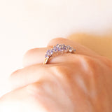 Vintage-Ring aus 9-karätigem Gelbgold mit floralem Dekor und Tansaniten (ca. 0.75 ctw), Jahr 2005