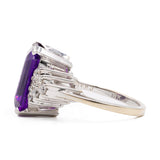 Bague vintage en or blanc 18 carats avec améthyste (environ 7 ct) et diamants taille brillant (environ 0.50 ct), années 70
