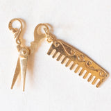 Paar Vintage-Anhänger in Kamm- und Scherenform