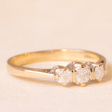 Vintage-Trilogie aus 9-karätigem Gelbgold mit Diamanten im Brillantschliff (ca. 0.25 ctw), ca. 70er/80er Jahre.
