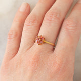 Anello a fiore in oro giallo 9K con zaffiri rossi (0.55ctw)