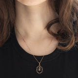 Pendente antico lavalier in oro giallo 9K con ametiste (0.18ct ca.) e perline bianche, anni ‘10/‘20
