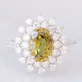 Anello a fiore vintage in platino con topazio verde (2.76ct) e diamanti (1.11ctw), anni ‘2000