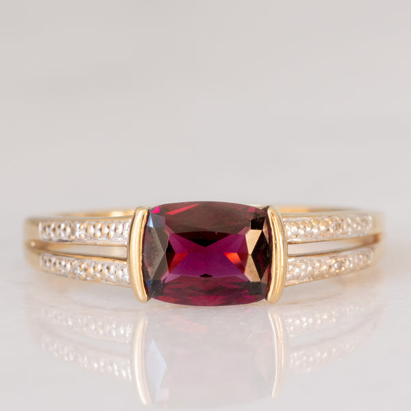 Anello vintage in oro giallo 8K con rodolite e diamanti, anni ‘80