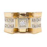Vintage-Ring „Tank“ aus 18 Karat Gelbgold mit Diamant im Brillantschliff (0.12 ct) und Rosetten, 40er Jahre