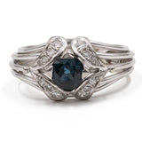 Vintage-Ring aus 14-karätigem Weißgold mit Saphir (0,70 ct) und Diamanten (0,10 ctw), 60er Jahre