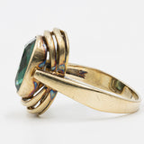 Vintage-Cocktailring aus 8-karätigem Gelbgold mit grünem synthetischen Spinell, 70er Jahre