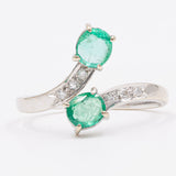 Vintage-Contrarier-Ring aus 14-karätigem Weißgold, Smaragden (0,70 ctw) und Diamanten. 70er/80er Jahre