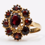 Anello vintage a margherita in oro giallo 8k e granati, anni '70