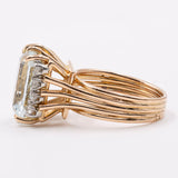 Винтажное кольцо из желтого золота 18 карат с аквамарином (около 3 карата) и бриллиантами (около 0.24 карат), 70-е годы