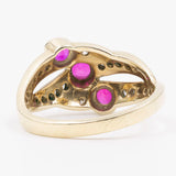 Винтажное кольцо из желтого золота 14 карат с рубинами (около 0.45 карата) и бриллиантами (около 0.22 карата), 70-е годы