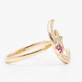 Anello vintage in oro giallo 14k con luna e stella, con diamanti (0,20ctw) e rubino.